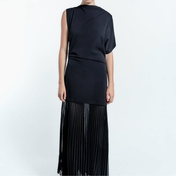NEW! Zara Black Asymmetrical Pleated Dress - Picture 5 of 13